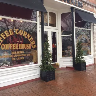 Very cute storefront.