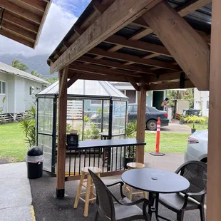 Covered and open air seating