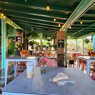 Coffee dining, Quiche,  and quiet