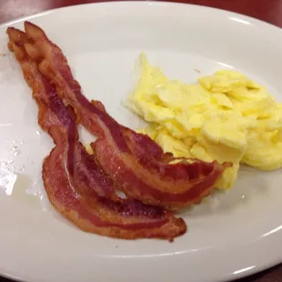 Bacon and crappy eggs