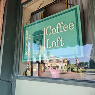 It's amazing inside! Go on in.