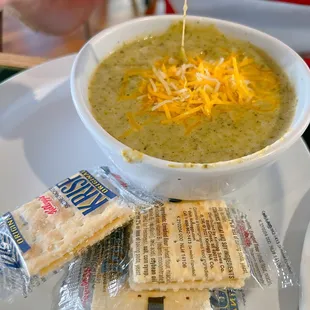 Broccoli cream soup.