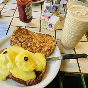 Eggs Benedict