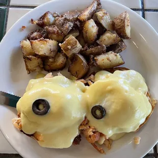 Smoked Salmon Benedict