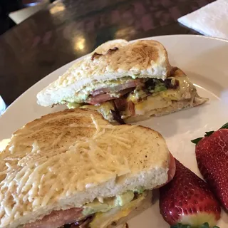 Bistro Breakfast BLT