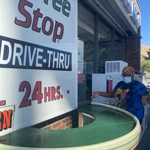 Time for coffee ... my niece got a cookies and cream blended freeze 08/01/2021