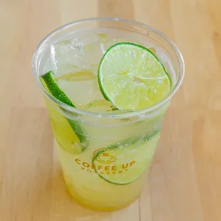 Yuzu mojito