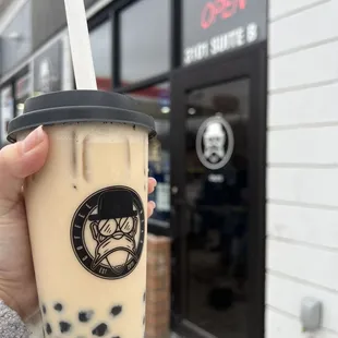 Black milk tea with boba