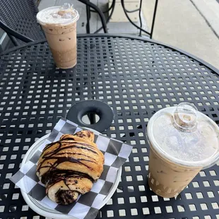 Chocolate croissant, iced coffees