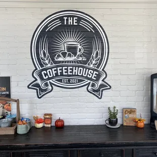 sushi and sashimi, interior