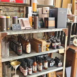 Alcohol/bar accessories to purchase