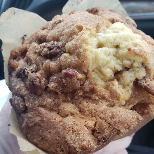 Pecan coffee cake muffin