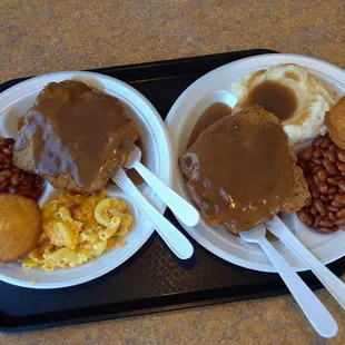 Country fried steak with pinto beans and mac &amp; cheese