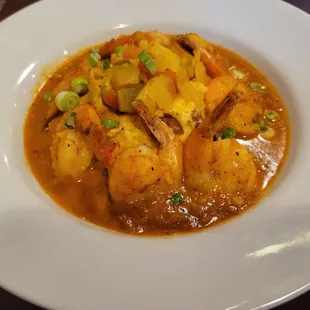 Shrimp and grits topped with chow chow. This was top notch and worth going back for. I highly recommend.