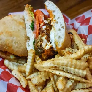 "Fog Horn Leg Horn" Fried chicken sandwich. (Had the chicken tossed in spicy garlic sauce.)
