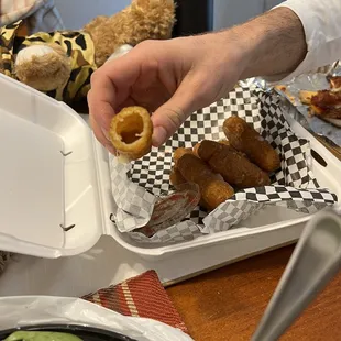 No cheese in mozzarella stick