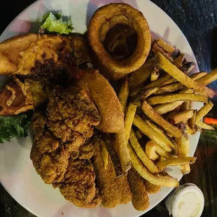 Sampler appetizer, extra dipping sauce .80 cents
