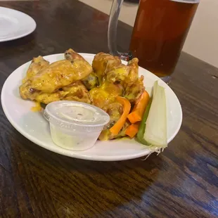 Honey Mustard wings and Deschutes!