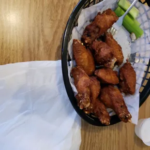 Plain wings... cooked properly!