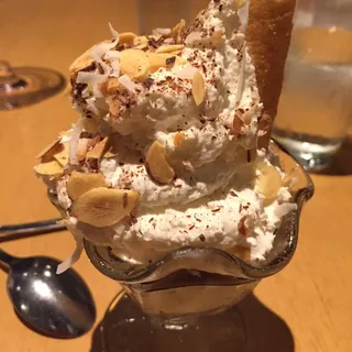 Almond Joy Sundae