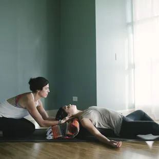 COIL Yoga offers private sessions to help you deepen and personalize your practice. Please come visit us to find out how we can support you.