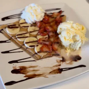 Nutella strawberry/banana crepe with ice cream