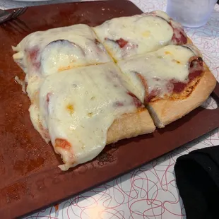 Oh my GOODNESS  this pizza is CRAZY good.  Also ask for their homemade ranch.   Also in-house made gelato.