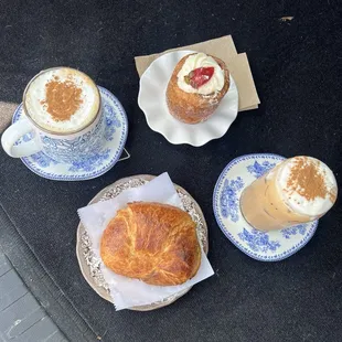 Pesto Mozzarella Croissant