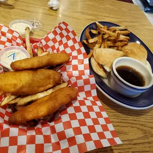 Fish and chips, burger dip