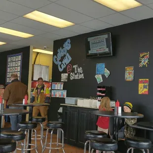 customers in the restaurant