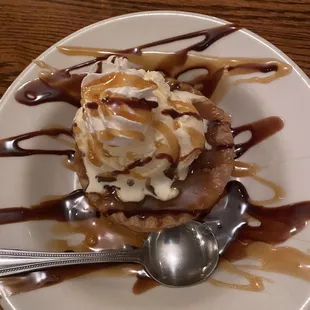 Chocolate Bourbon Pecan Pie