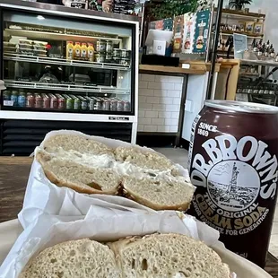 food, bagels, bagel