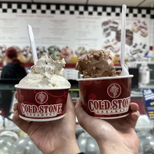 Like It $9.49 Sweet Cream w Chocolate Chip Cookie Dough and Oreo Cookie +$1.39, Gotta Have It $11.49 Chocolate w Marshmallows, yummy 9.0/10