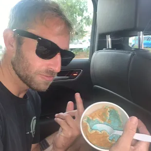 Bad vibes in Newport