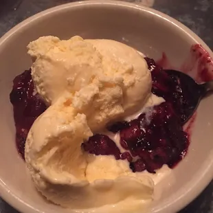 Blackberry cobbler