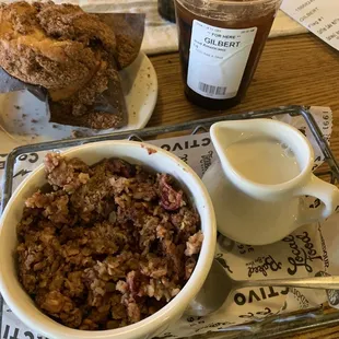 Iced Americano, Coffee Cake Muffin, and Oatmeal Apple Cranberry.