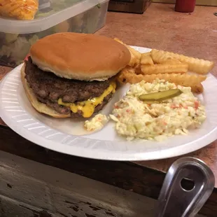 ows a hamburger and fries