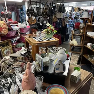 Consignment shop merchandise