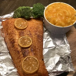 Smoked salmon &amp; Homemade Mac n cheese