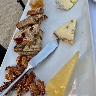 Artisan Cheese Plate