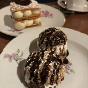 Profiteroles