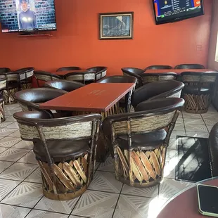 They have some really comfortable chairs