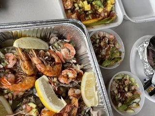 Mariscos y tacos el chikali