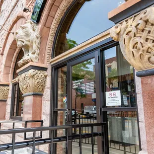 Coliseum Sports Bar and Grill