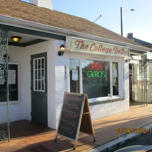 College Delly / Williamsburg: Hard to  miss on Richmond Road.