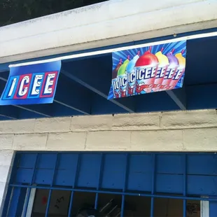 Icee's at the snack bar, oh yea!