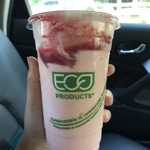 Raspberry white chocolate truffle smoothie