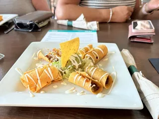 Lola’s Beach Cantina