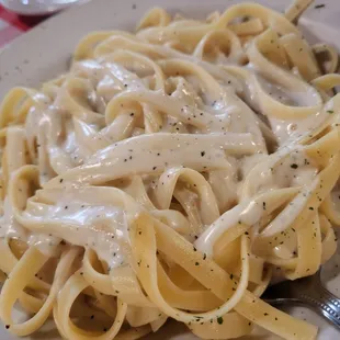 fettuccine alfredo (no protein)