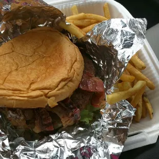 Bacon cheeseburger combo